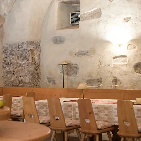 Habitación en casa particular Ansitz Wendelstein Appiano Sulla Strada Del Vino